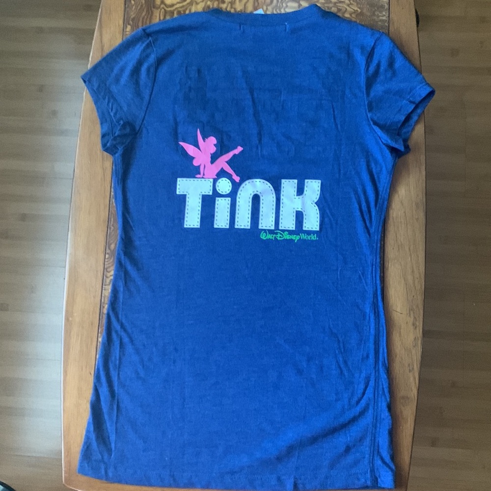 Tinker Bell ladies short sleeve v-neck tee size small EUC